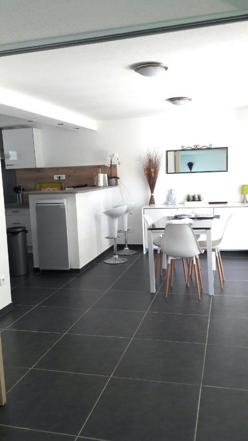 Cote Indigo - Villa 7 Personnes, 3 Chambres, 3 Terrasses - A 150 De La Mer Saint-Pierre-la-Mer  المظهر الخارجي الصورة